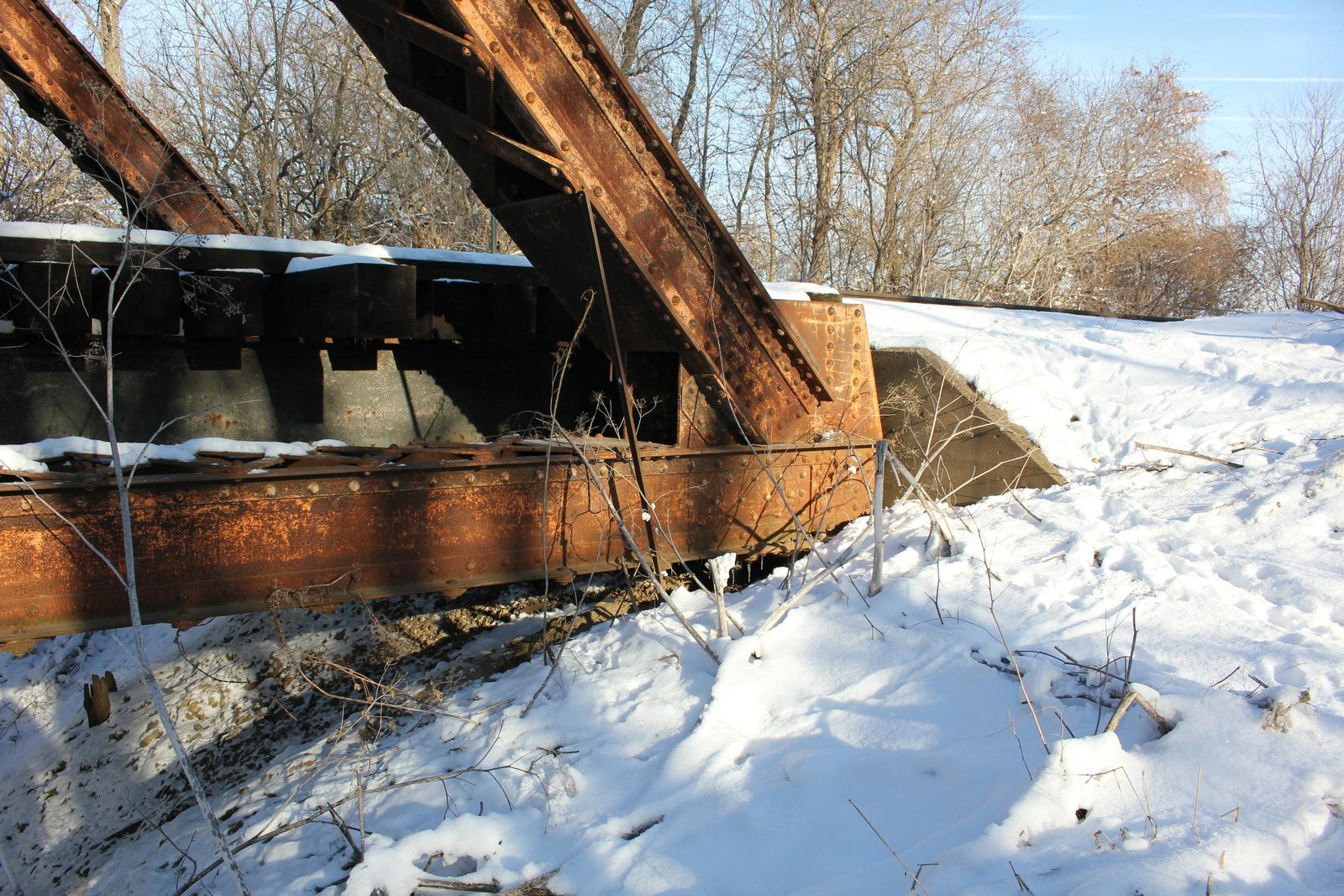 North abutment